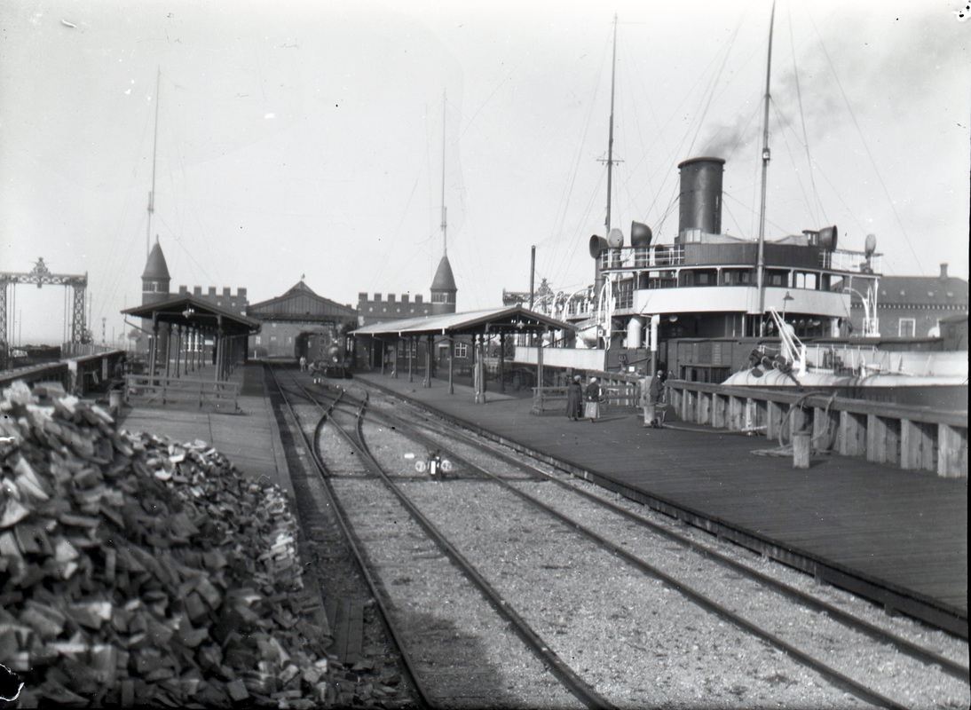 Gedser railway station and ferry from the 1910s
